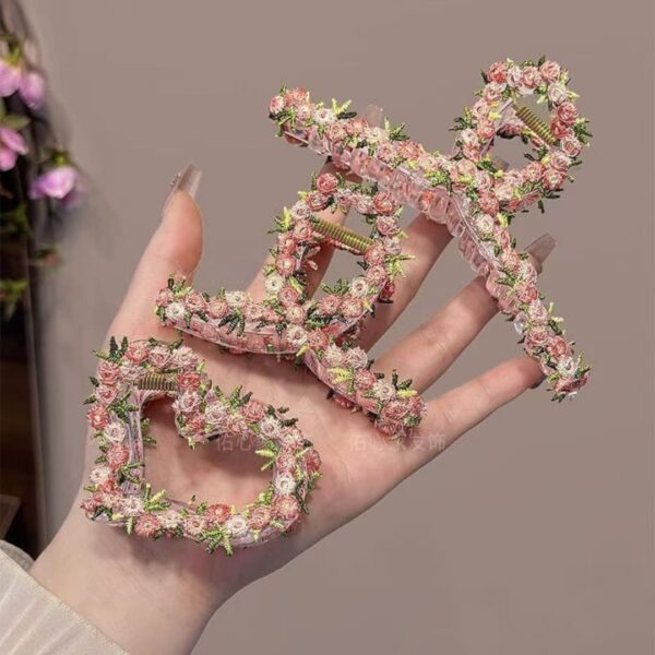 Romantic Rose Vine Embroidered Large Hair Claw (13cm)