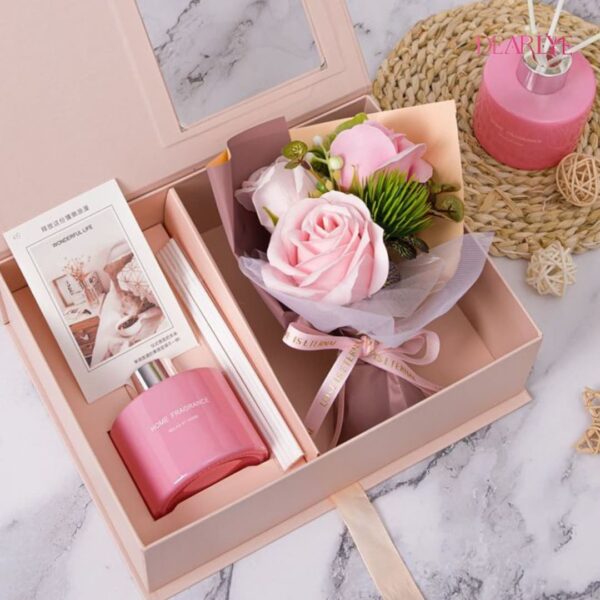 Luxury Aromatherapy Reed Diffuser & Flower Gift Set (120ml)